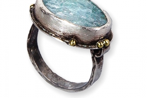 Aquamarine ring